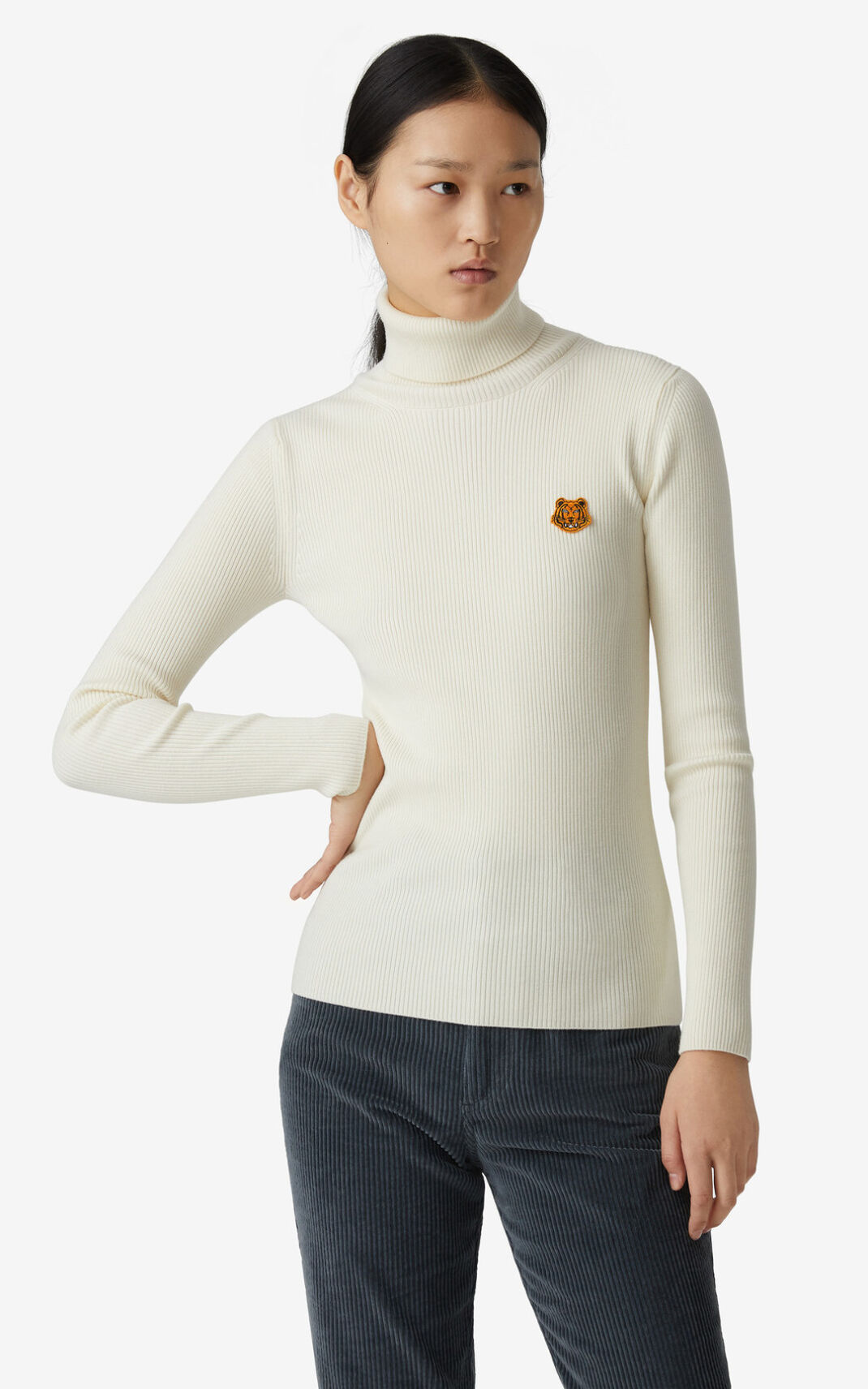 Suéter Kenzo Tiger Crest roll neck Feminino - Branco | 254GDSPJC